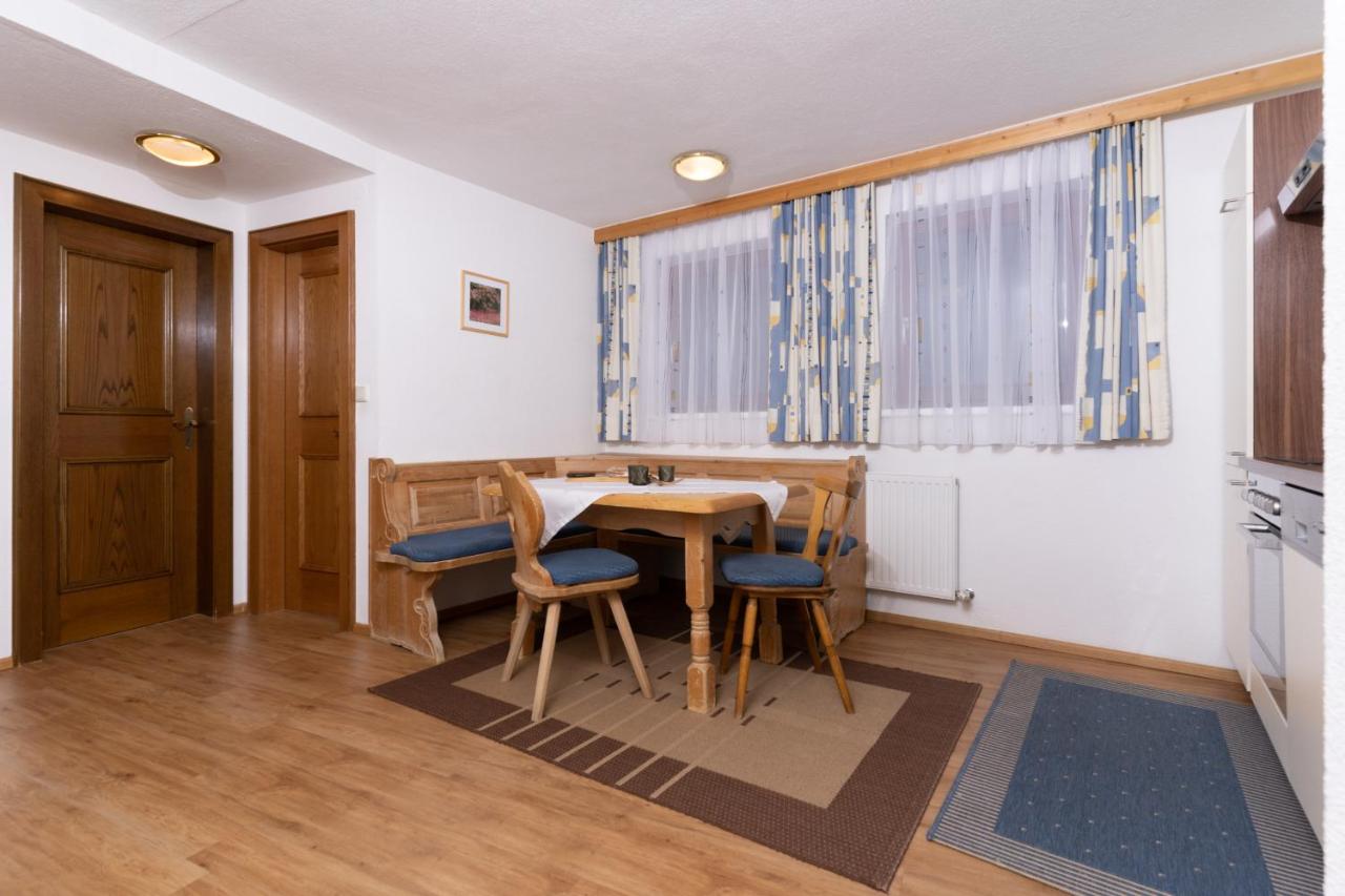Two-Bedroom Apartment with Balcony 5