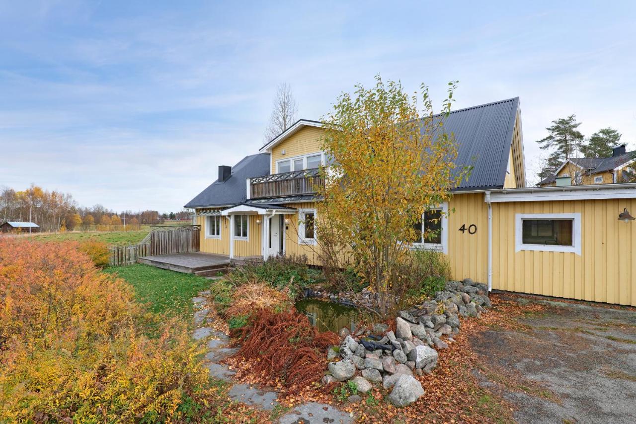 B&B Piteå - Large spacious 4BR house perfect for workers near wind farms - Bed and Breakfast Piteå
