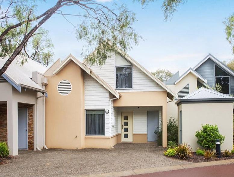 Cape View Villa- 74 - B&B