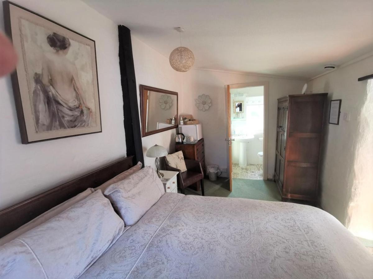 Doppelzimmer mit eigenem Bad