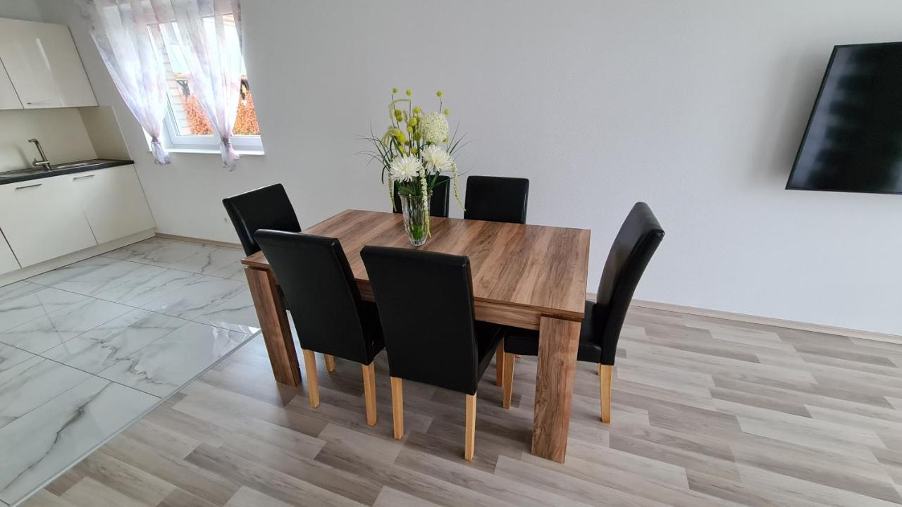 Exzellentes Ferienhaus in Hannover Messe Nähe - Bed and Breakfast Sarstedt