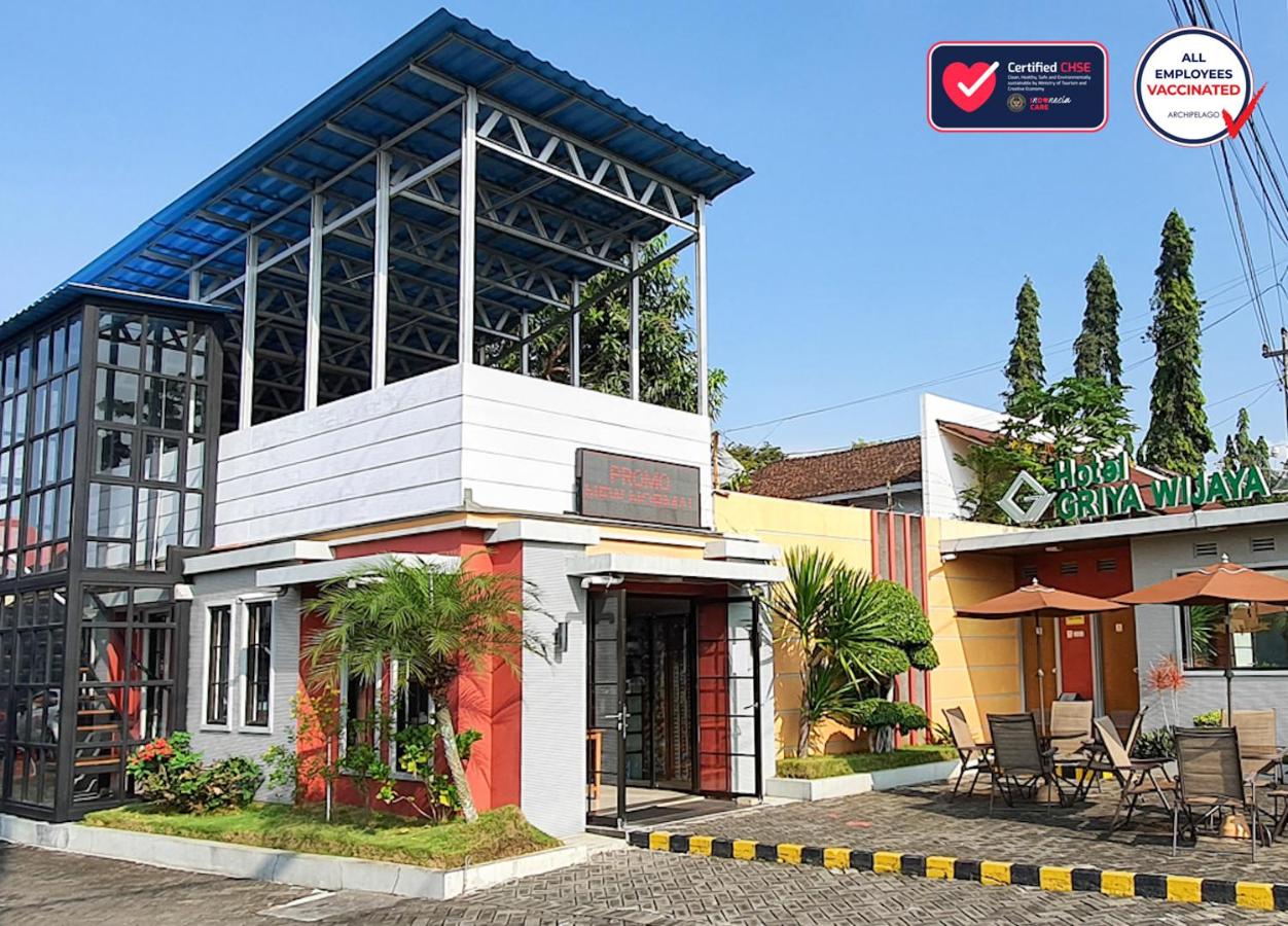 B&B Ambarawa - Hotel Griya Wijaya - Bed and Breakfast Ambarawa