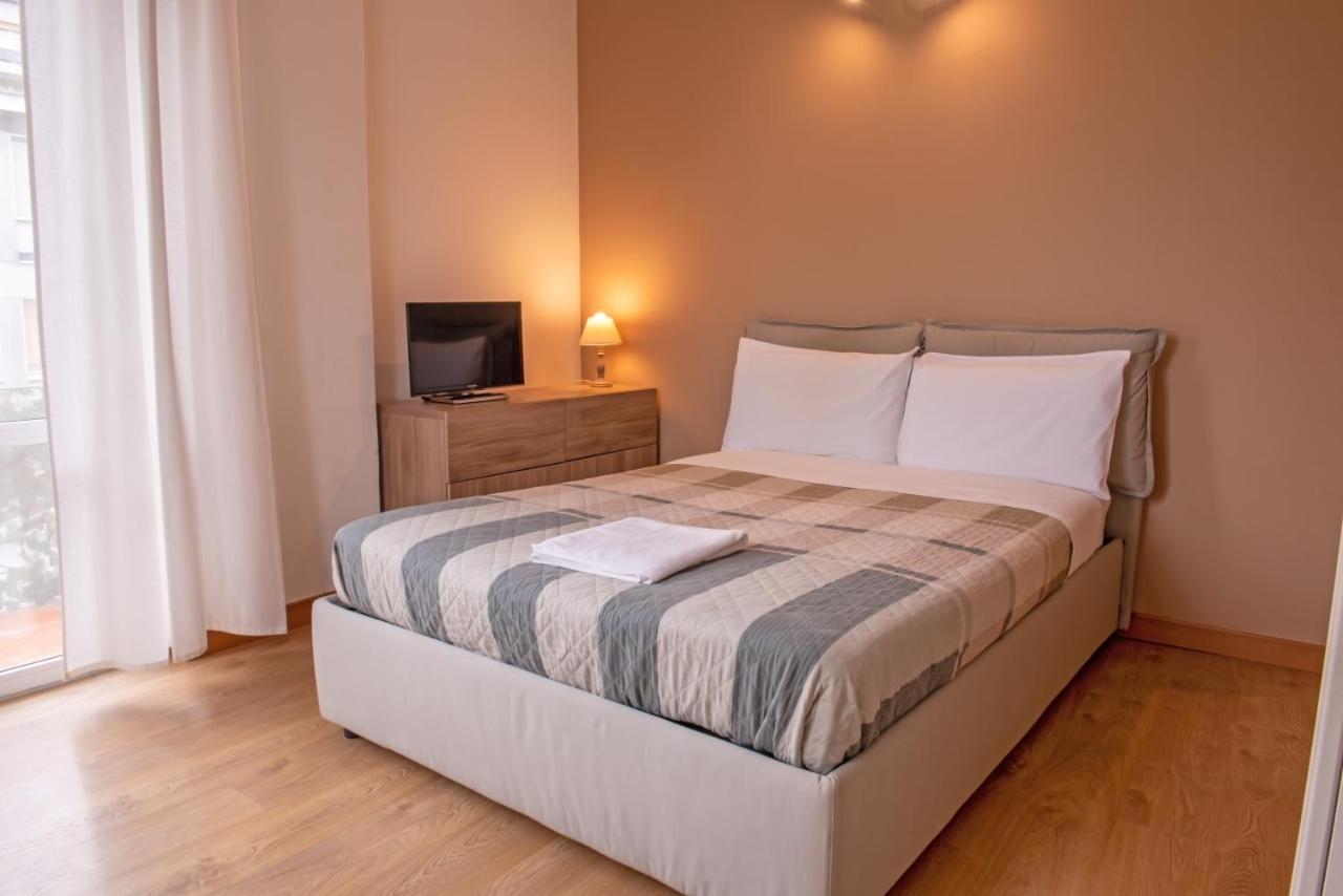 B&B Milano - Parea House 1 - Bed and Breakfast Milano