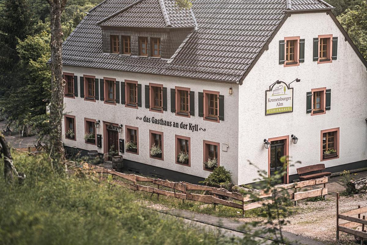 Kronenburger Alm - Ferienwohnung Dahlem