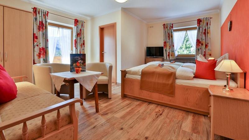 Doppelzimmer mit Bergblick