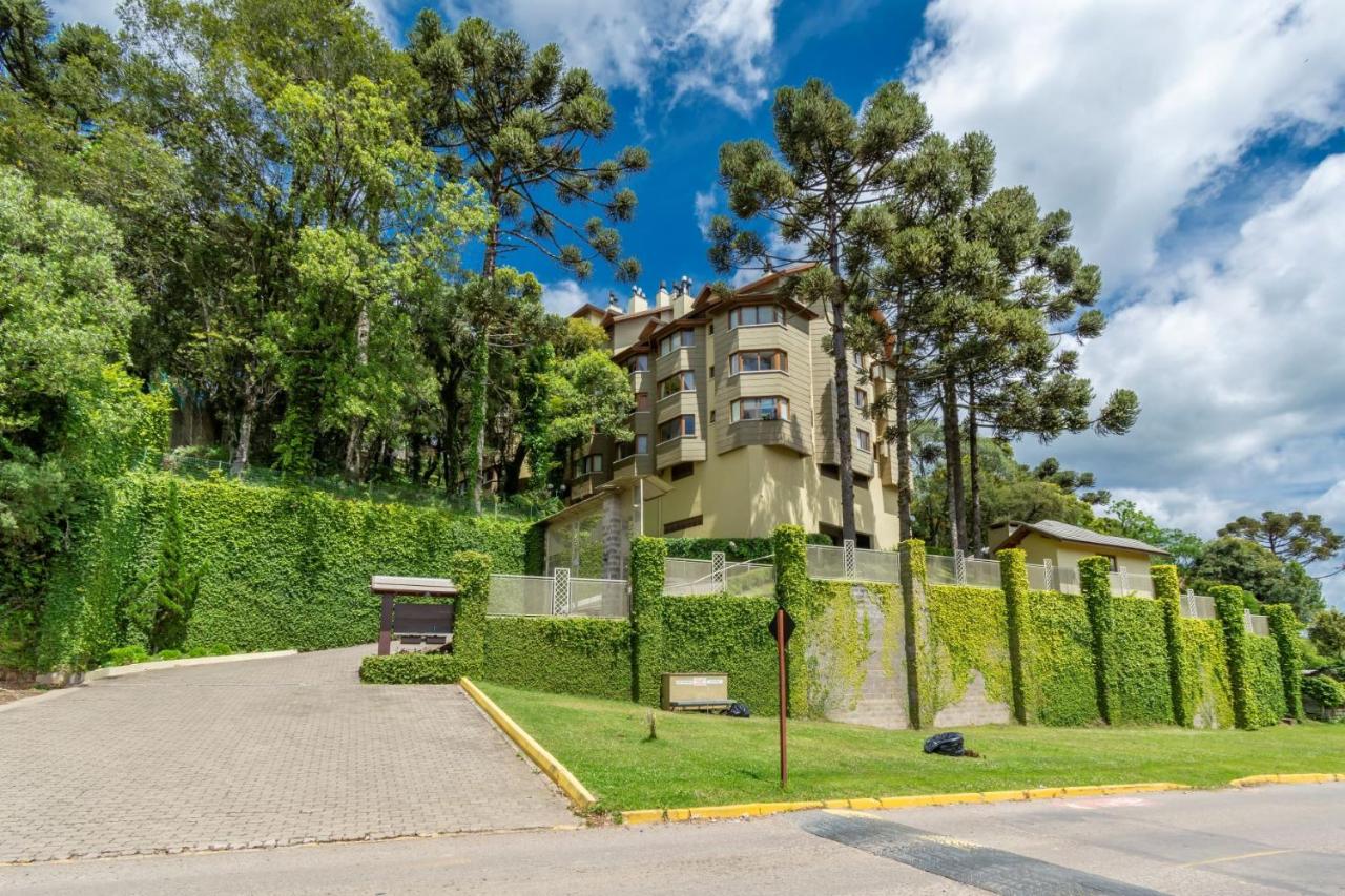 Rosa Edifício Lagos de Gramado - B&B