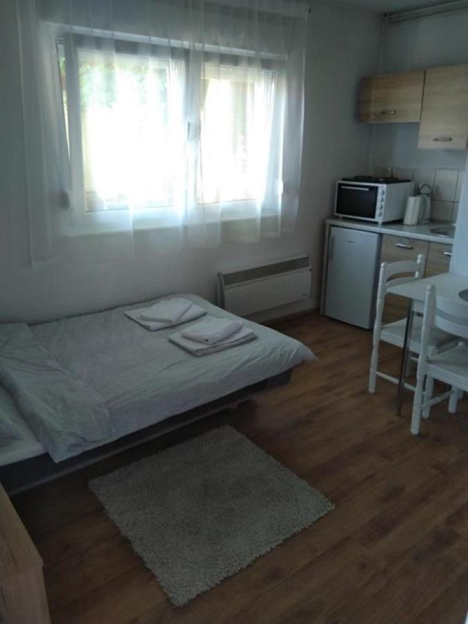 B&B Zagreb - Apartman 2 Zagreb - Maksimir KBC Rebro - Bed and Breakfast Zagreb