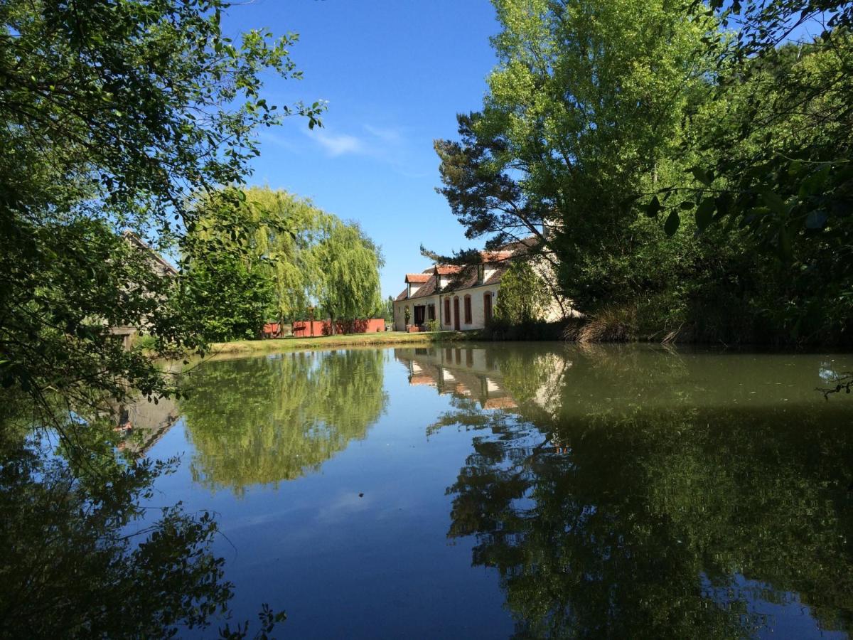 Chambre d’hotes Le Grand Fourneau - Bed and Breakfast Lassay-sur-Croisne