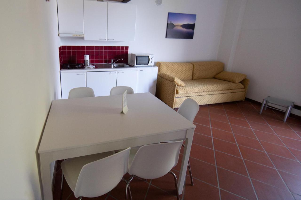 Apartment with Garden View