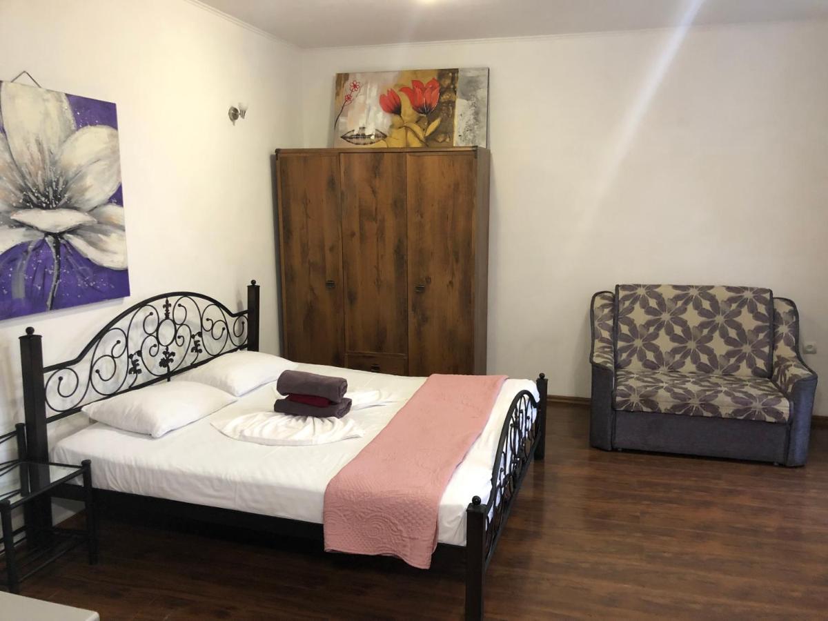 Doba In Ua Centre Apartments - Ferienwohnung