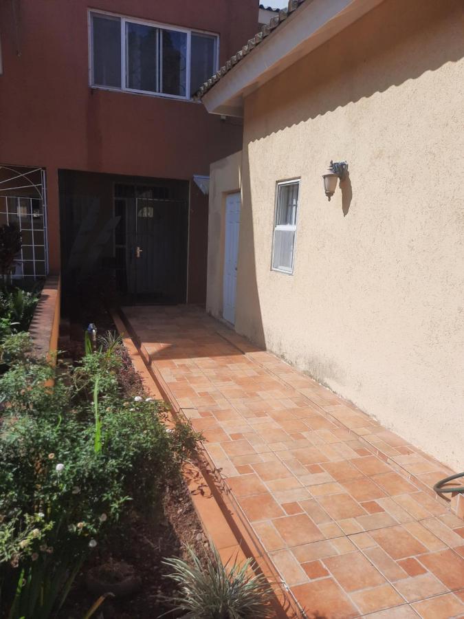 Oasis Realm - Bed and Breakfast Kingston