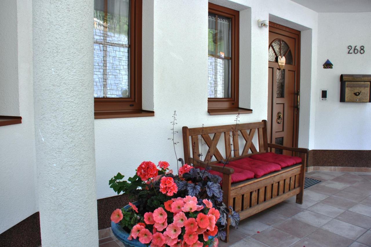 Gschlössle Ferienwohnungen - B&B Jerzens