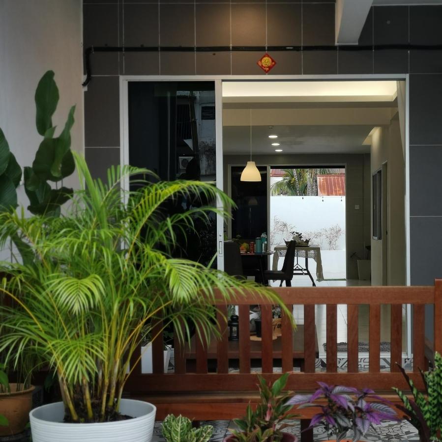 Merdeka One Homestay 8pax 4Rooms - B&B Sibu