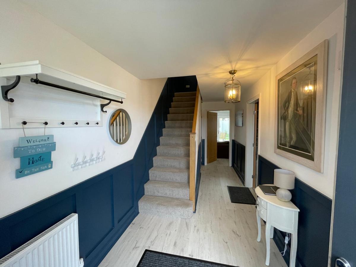 CAPTAINS HOUSE WHITBY - HOT TUB - Luxury - Ferienwohnung Whitby