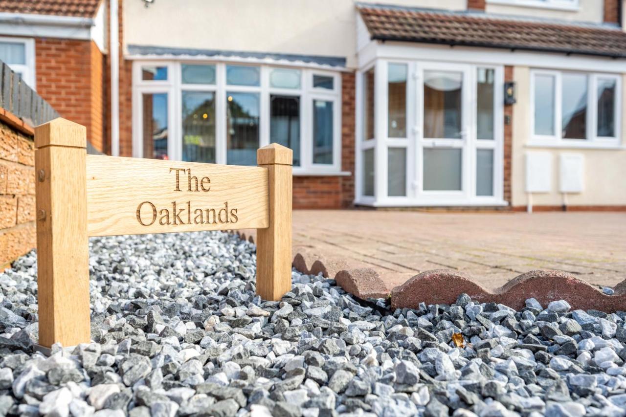 The Oaklands - Luxury spacious 6-bed, near Solihull, Birmingham City, JLR, NEC, Airport, Resorts World, HS2 - Bed and Breakfast Solihull