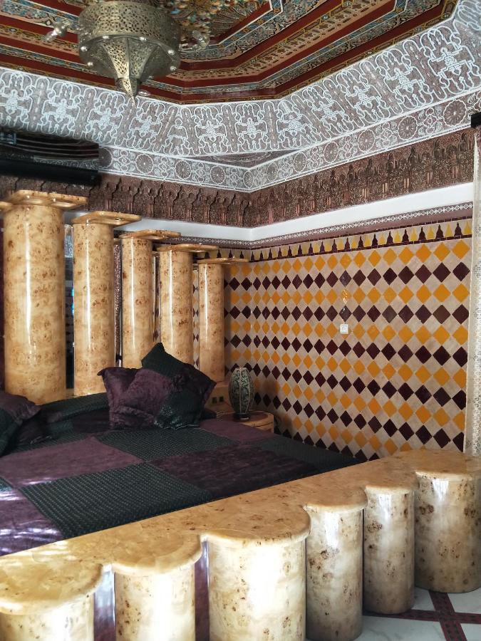 Deluxe Queen Suite