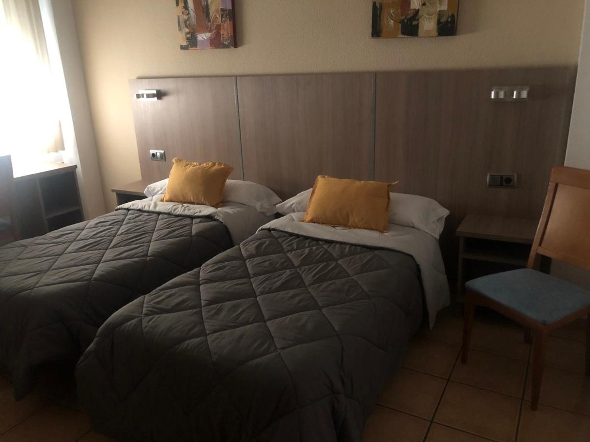 B&B Valdemoro - Hostal De La Rosa - Bed and Breakfast Valdemoro