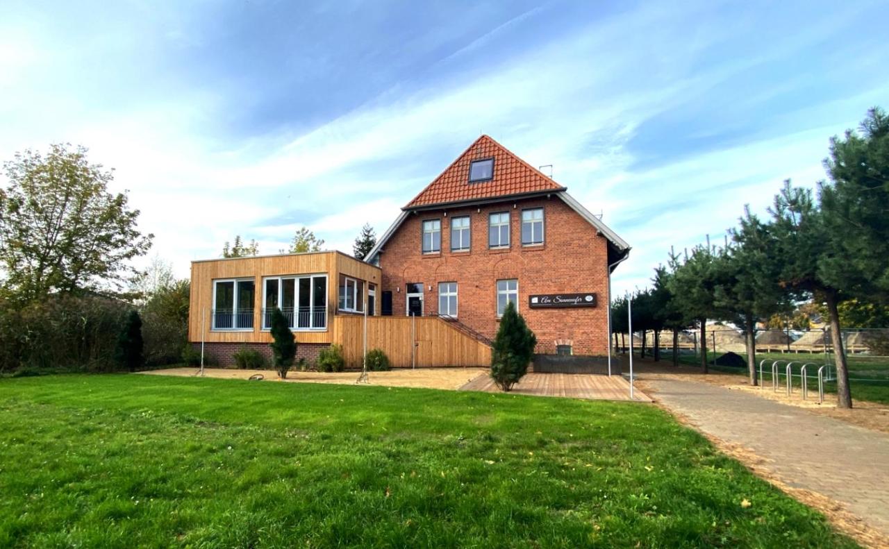 PRIMA Inn Ferienwohnungen Sonnenufer am Ruppiner See - B&B