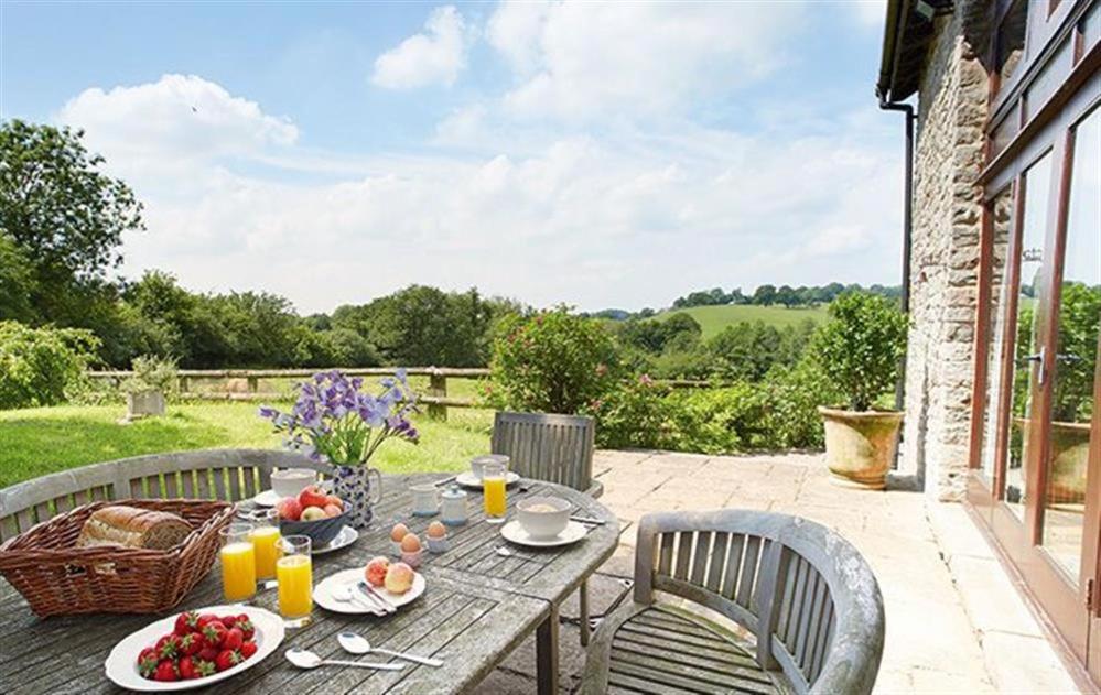 B&B Dingestow - Host & Stay - Tregaer Mill Barn - Bed and Breakfast Dingestow