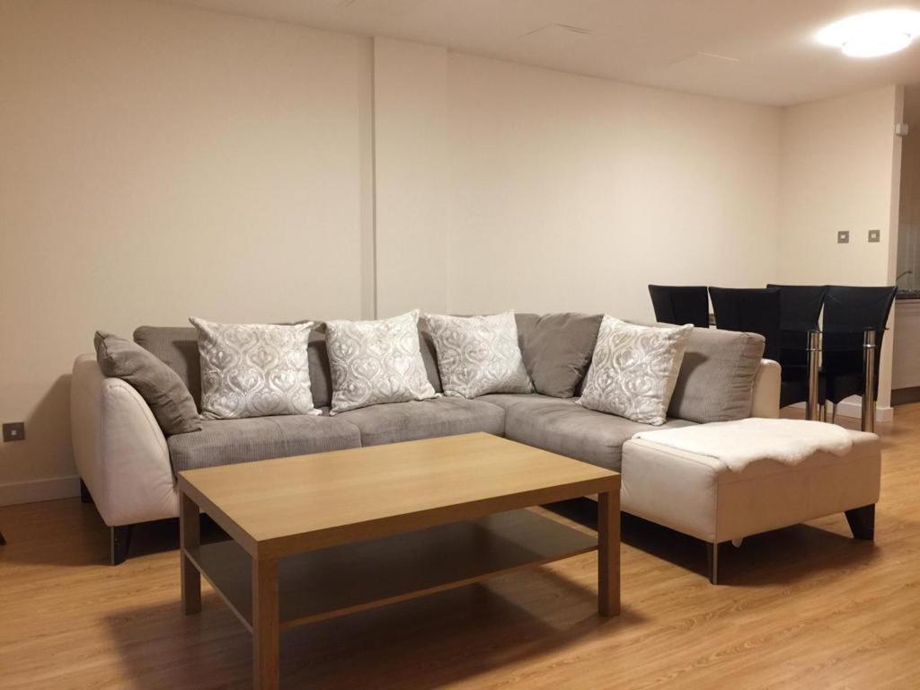 B&B Glasgow - ochiltree apartment - Bed and Breakfast Glasgow