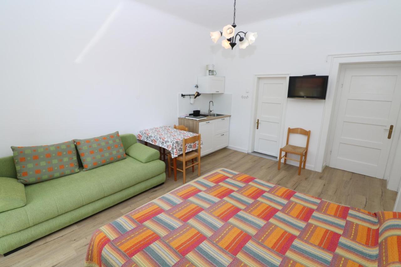 Studio with Sea View