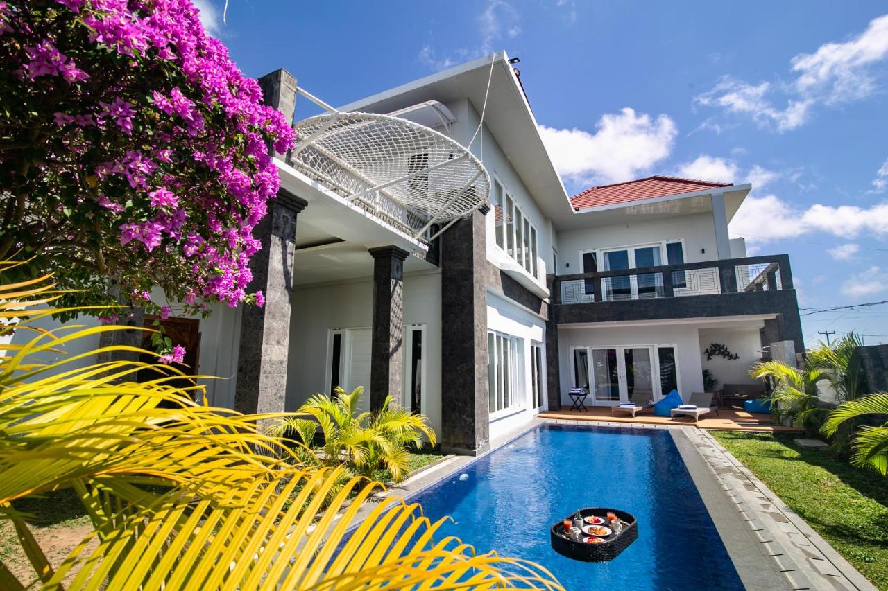 Villa Haka Jimbaran by Nagisa Bali - Ferienwohnung Jimbaran