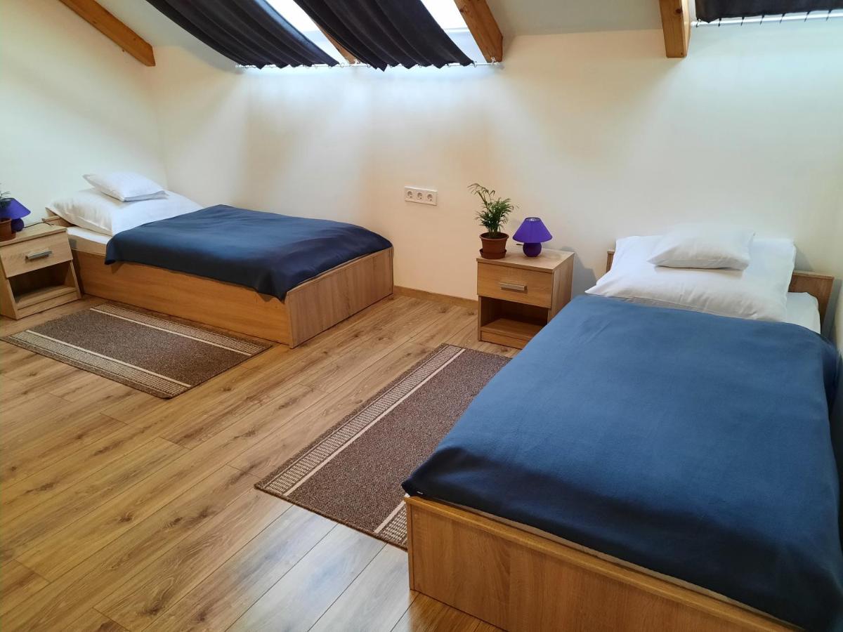 Appartamento con 2 Camere da Letto
