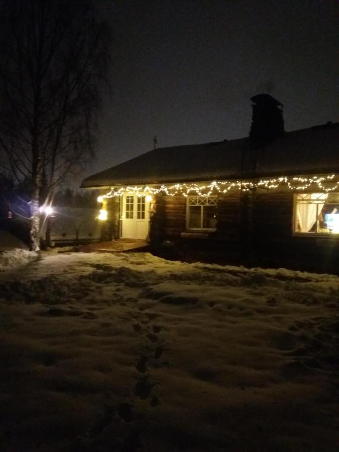 A room (or 2 or 3) in a Lapland House of Dreams - B&B