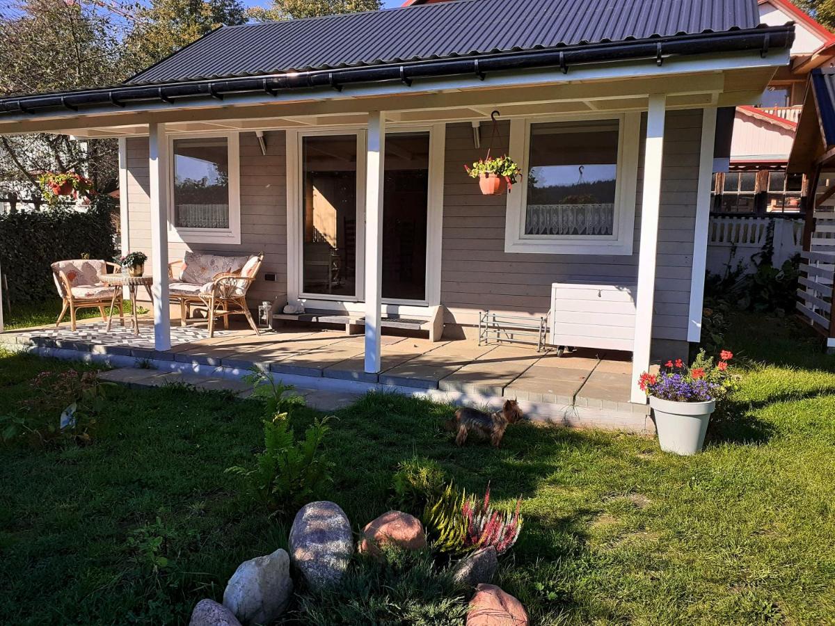 Domek nad jeziorem, a morze w gratisie - Bed and Breakfast