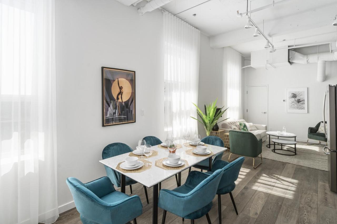 One-Bedroom Deluxe Apartment