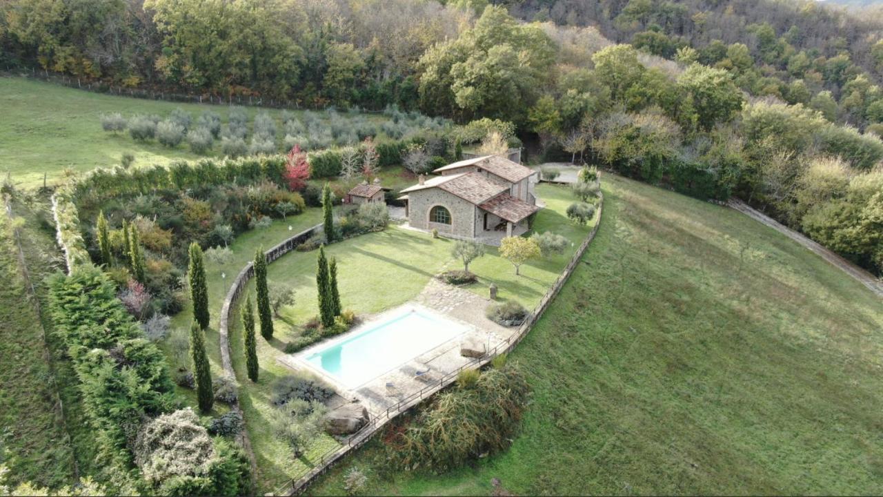 B&B Lugnano - Villa Elisa - Private Pool & AirCo Near Reschio Castle - Bed and Breakfast Lugnano
