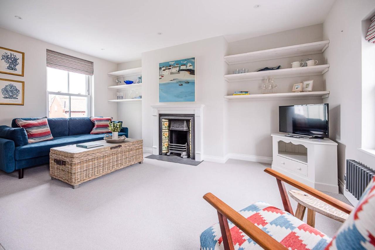 Pebble View, Aldeburgh - B&B