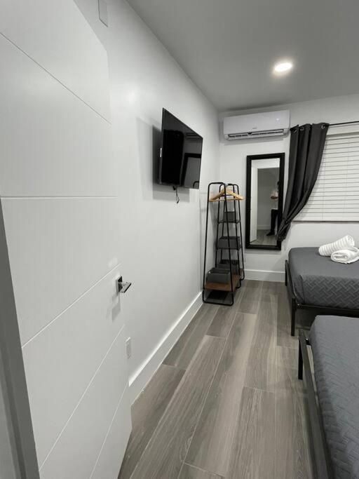 Casa Wynwood 4BR 2BTH - B&B Miami