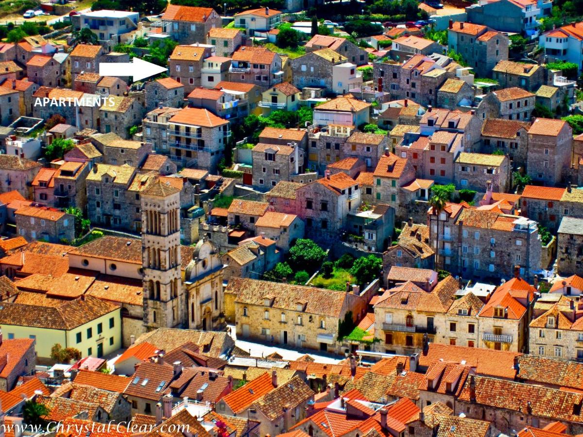 Appartamento con 2 Camere da Letto e Terrazza 
