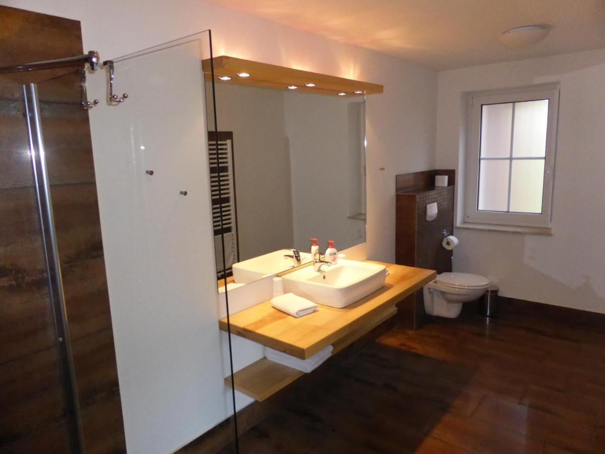 One-Bedroom Apartment 3
