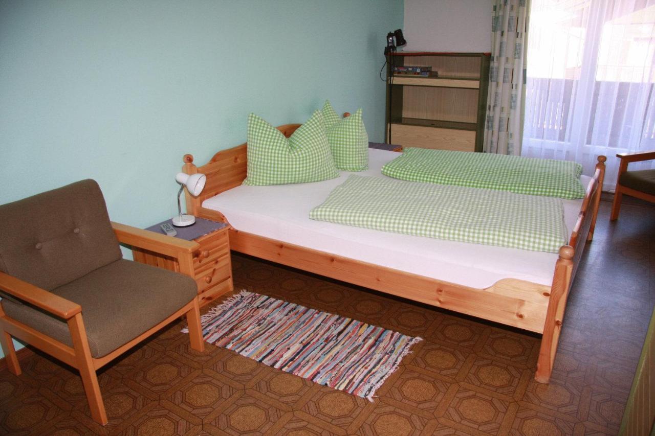 Apartment (4 Adults)