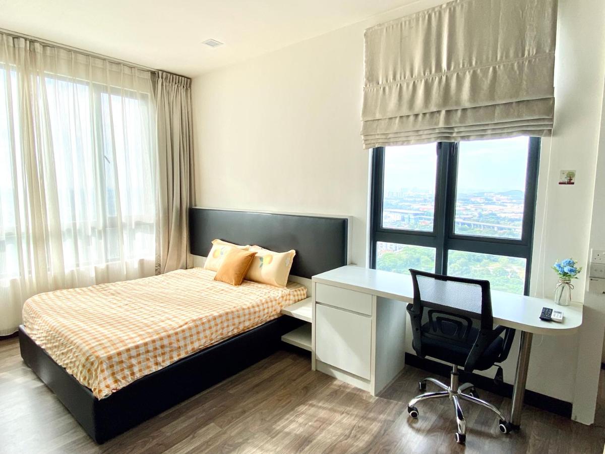 B&B Kajang - Corner Unit Landmark Residence 2, High Floor, Nice View, WiFi & Tvbox, Free Parking - Bed and Breakfast Kajang