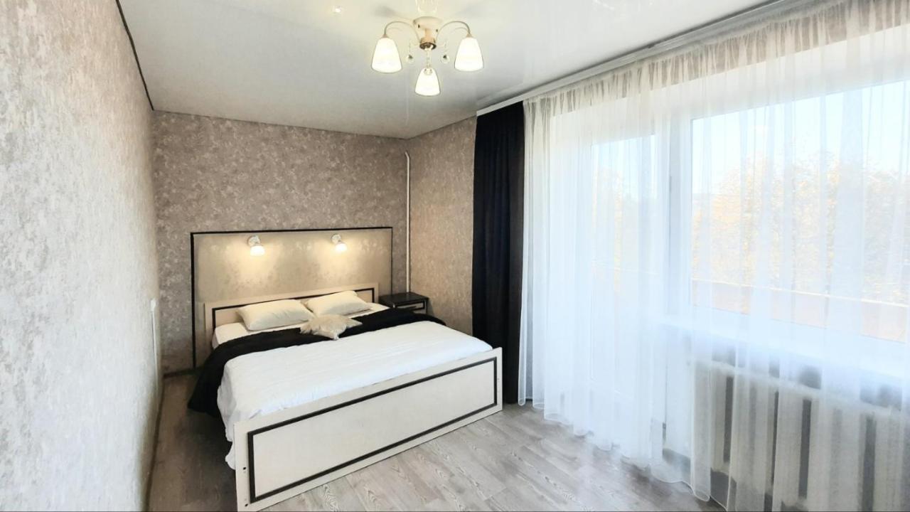 B&B Chornomorsk - Двухкомнатная квартира 500м от моря ул Парковая отчетные док - Bed and Breakfast Chornomorsk