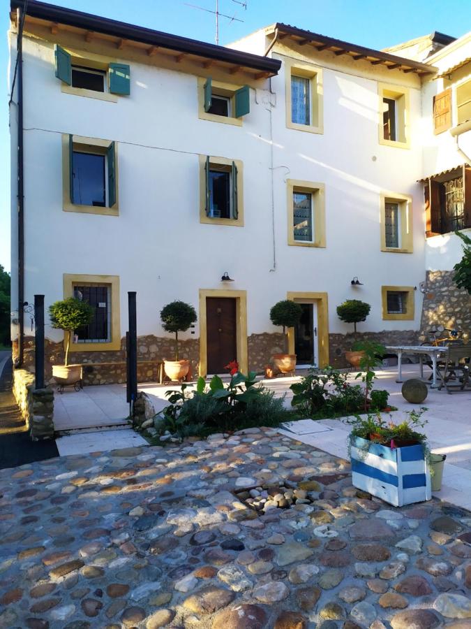 Ca'Joleo - Relax in Campagna del Lago di Garda - B&B