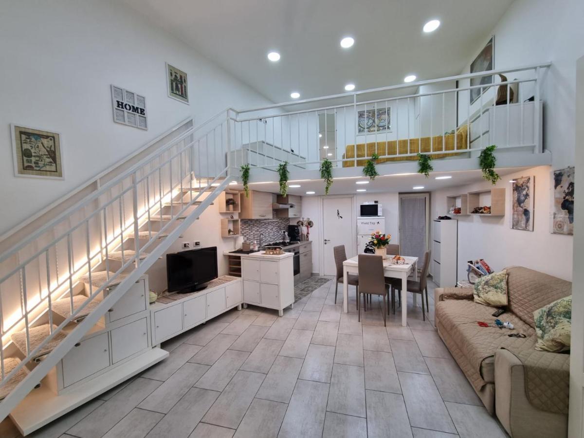 La Tana del Viaggiatore, parcheggio gratuito - B&B Napoli