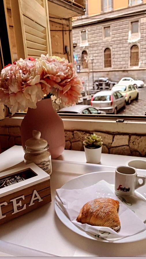 Dimora Donna Carmela - B&B Napoli