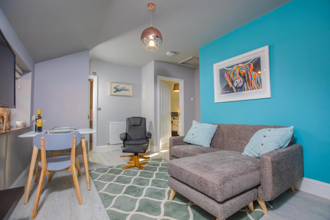 Larges Street - 1 Bedroom Superior Apartment