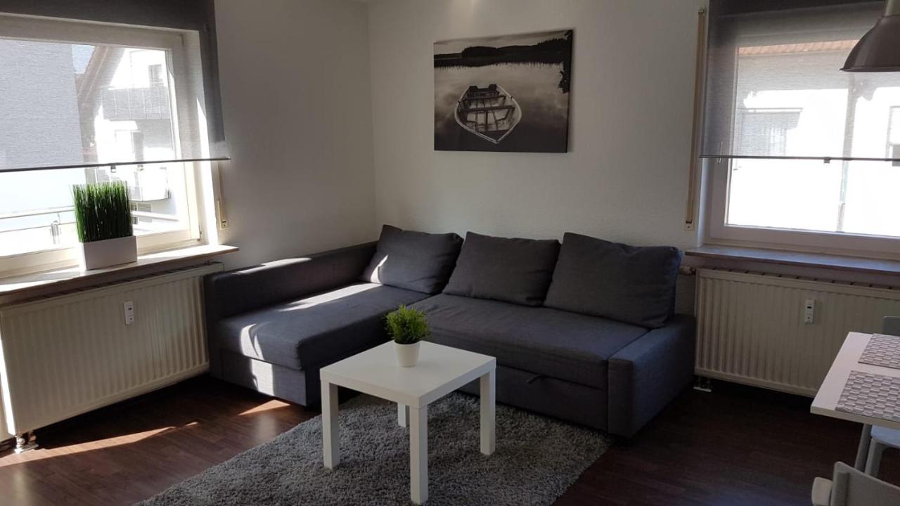 Ferien- und Businessapartment I Modern mit WLAN und Parkplatz nahe Zentrum, Automobil- und Tech-Firmen, Messe - B&B Renningen