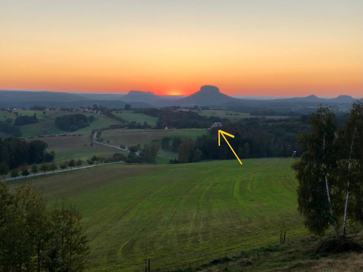 Auszeit mit Weitblick in der Sächsischen Schweiz - kleiner Bauernhof mit Tieren und Wallbox - B&B