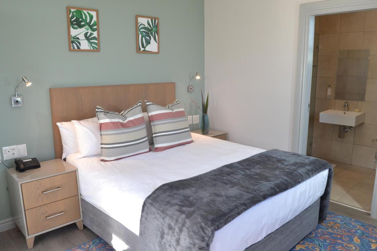 King Room with Pool View