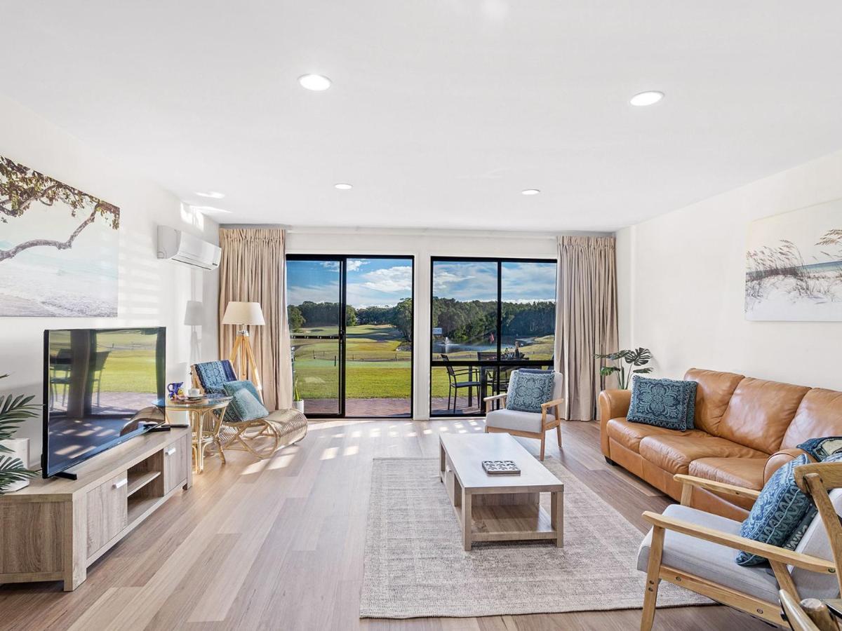 B&B Salamander Bay - Horizons Fairway Views Townhouse 108 - Bed and Breakfast Salamander Bay