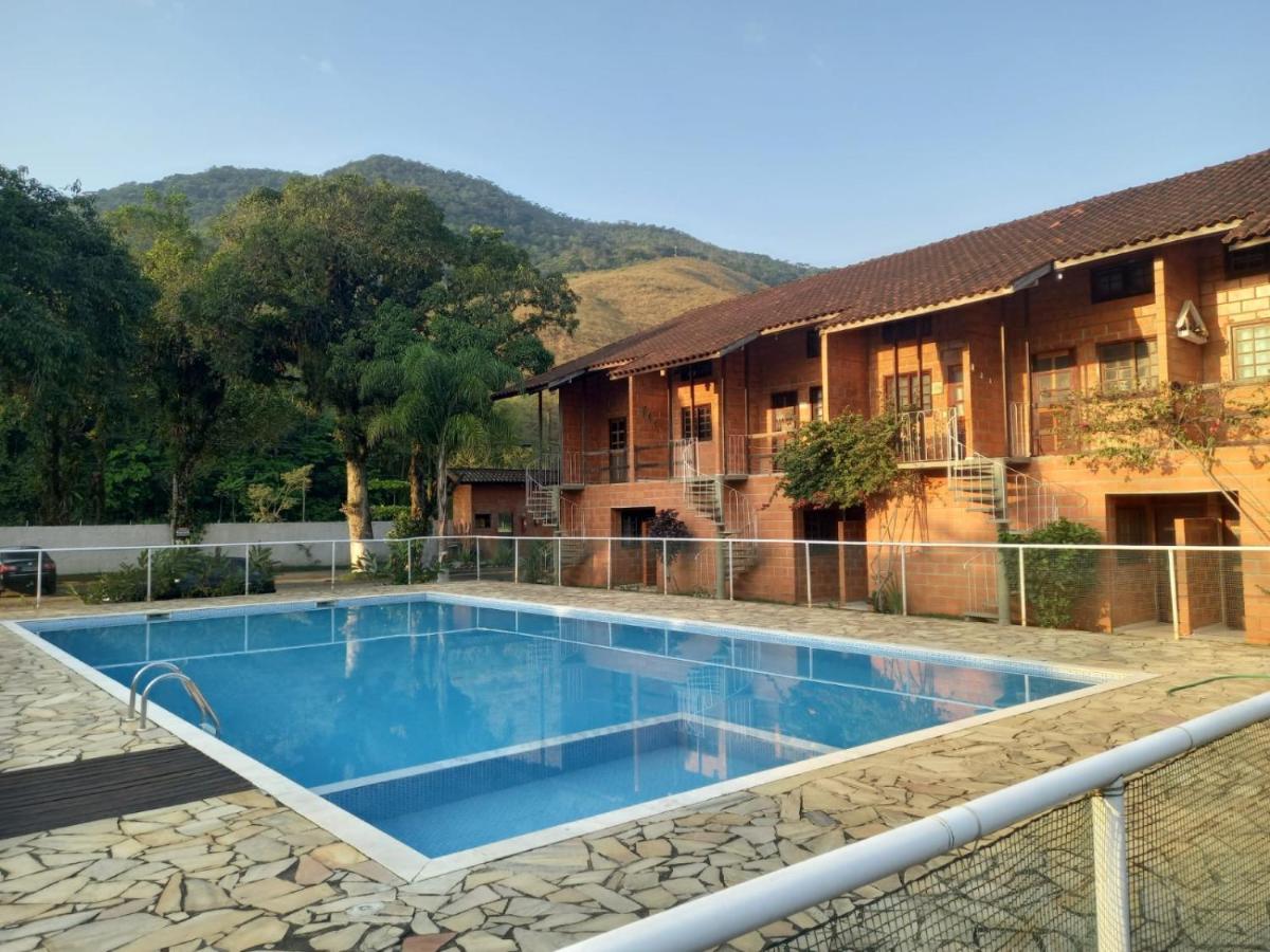APARTAMENTO COMPLETO com INTERNET - B&B Ubatuba