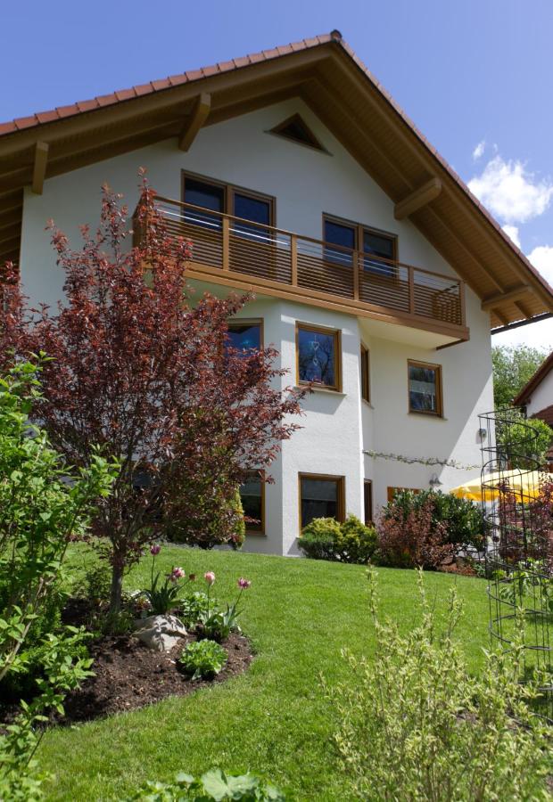 Apartamento con vistas al jardín