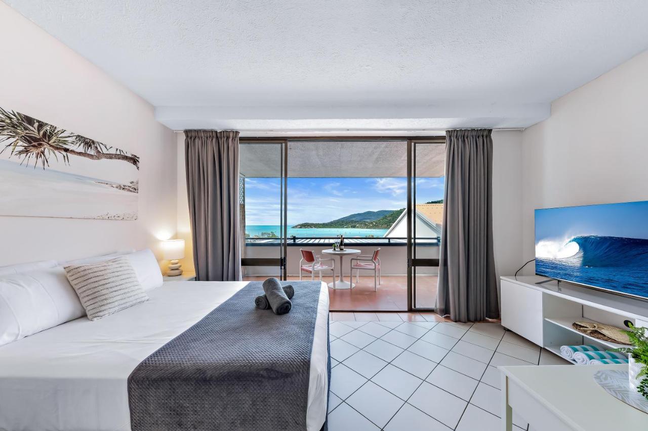 B&B Airlie Beach - Ocean View 33A Studio Pool Ocean View WIFI - Bed and Breakfast Airlie Beach