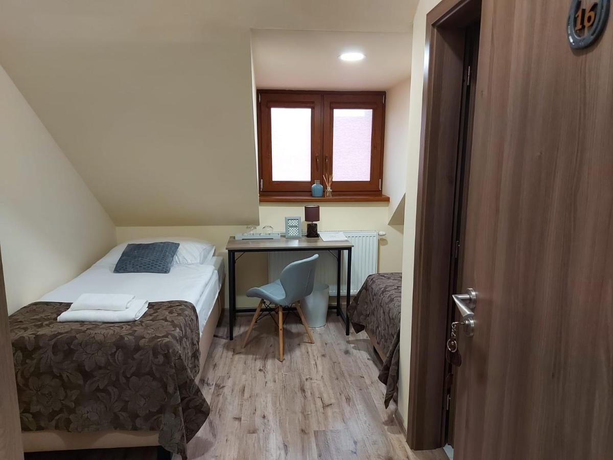 Zweibettzimmer